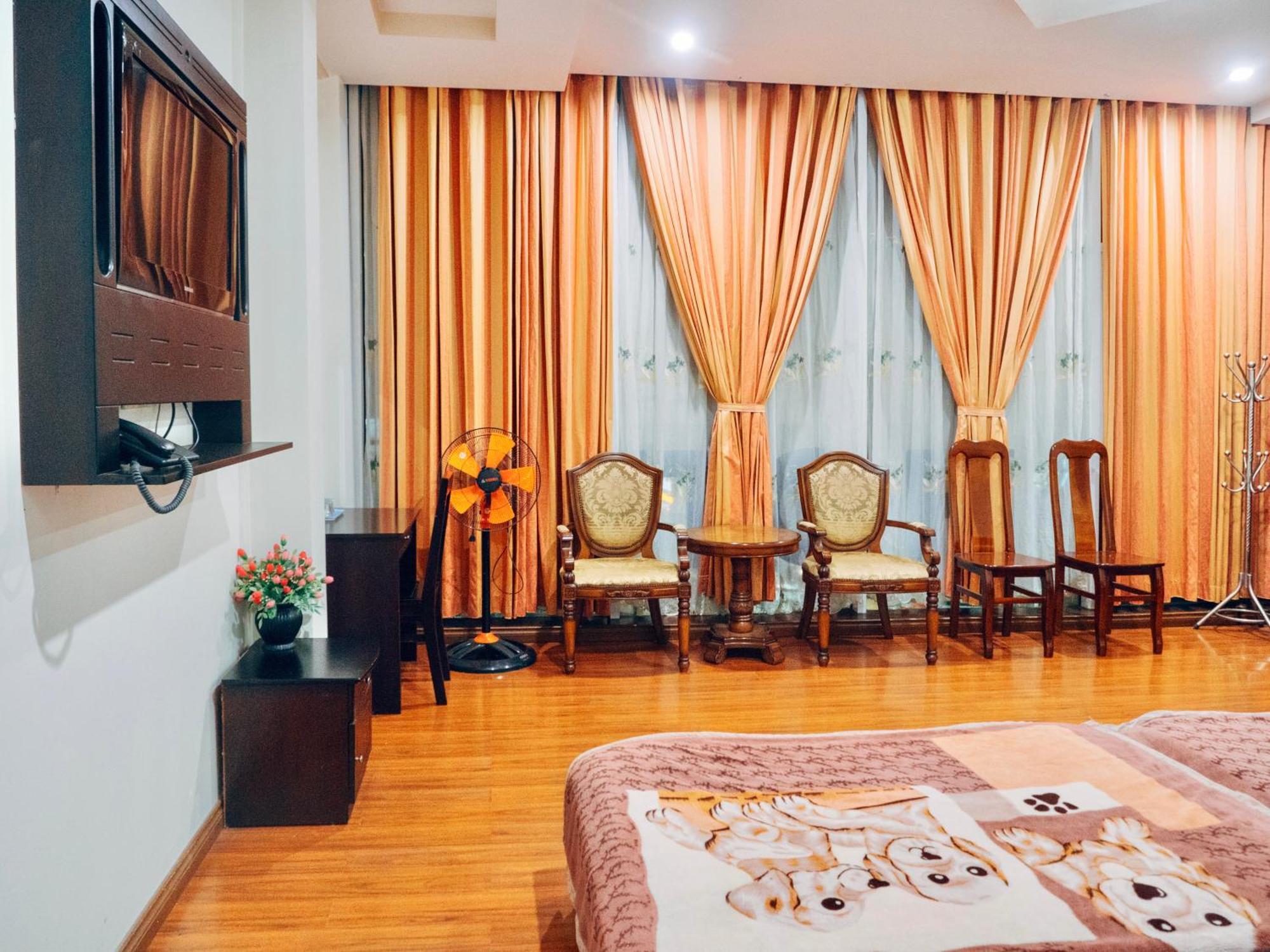 Huynh Gia Bao Hotel Бао Лок Екстериор снимка