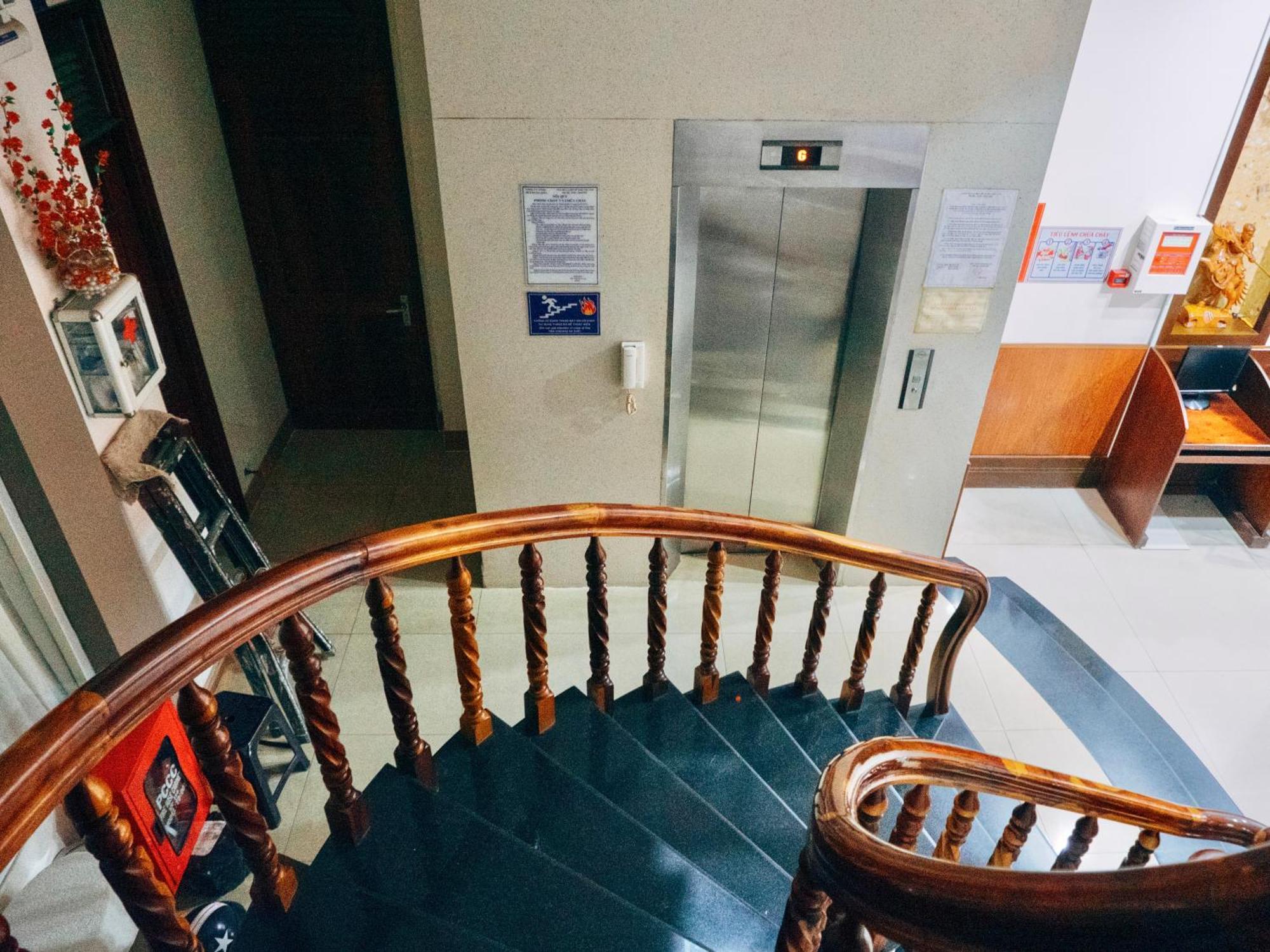 Huynh Gia Bao Hotel Бао Лок Екстериор снимка