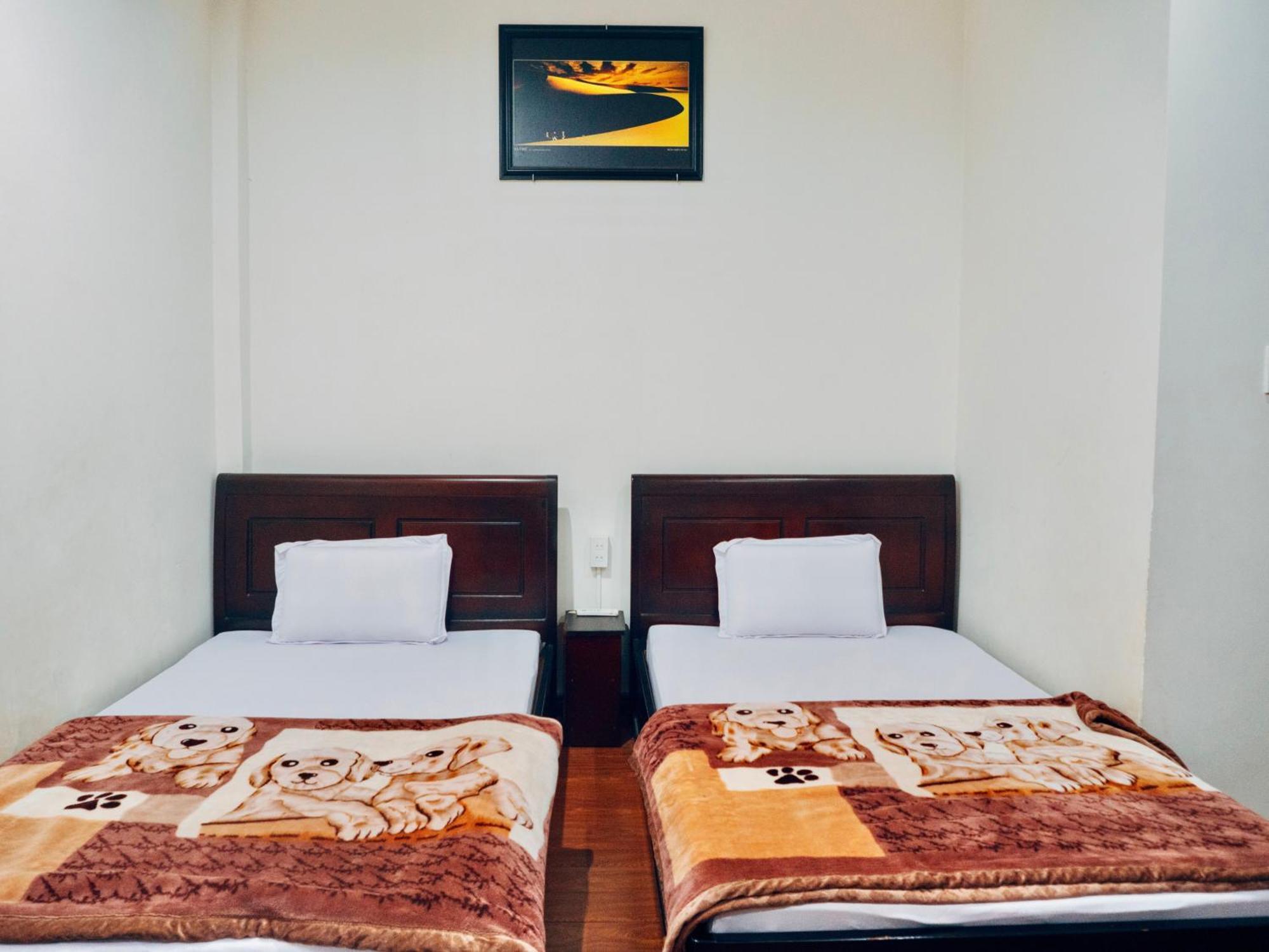 Huynh Gia Bao Hotel Бао Лок Екстериор снимка