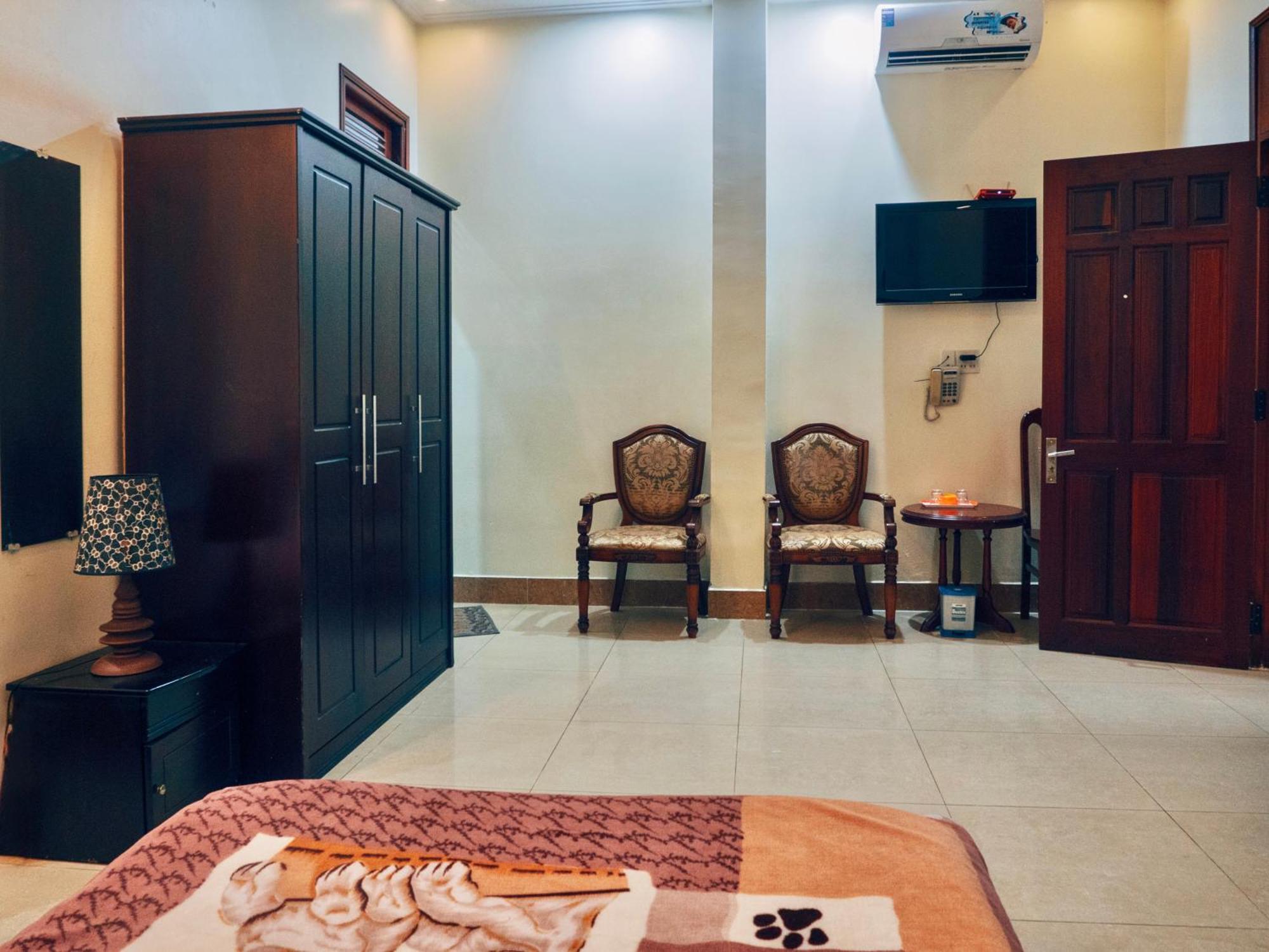 Huynh Gia Bao Hotel Бао Лок Екстериор снимка