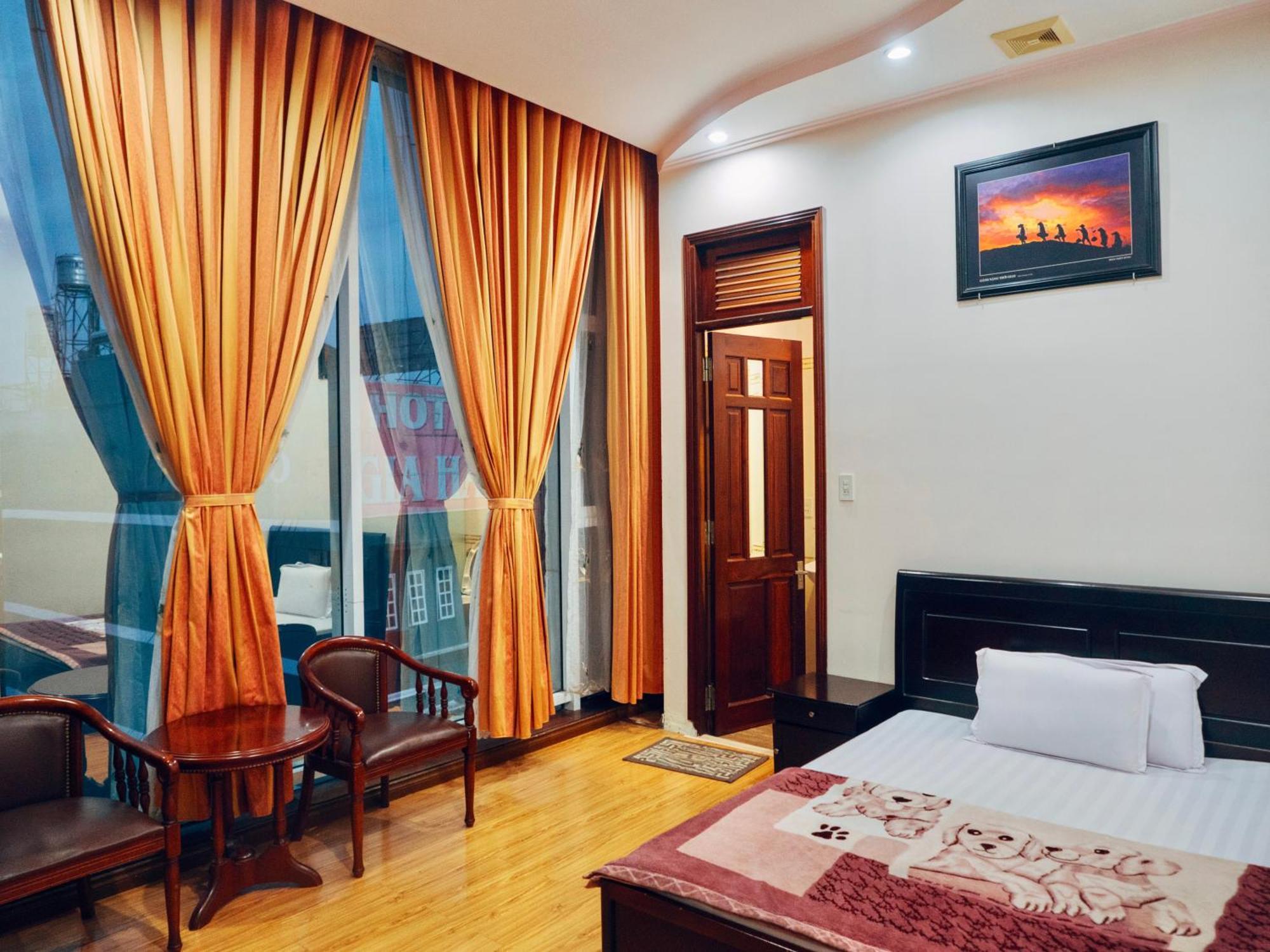 Huynh Gia Bao Hotel Бао Лок Екстериор снимка