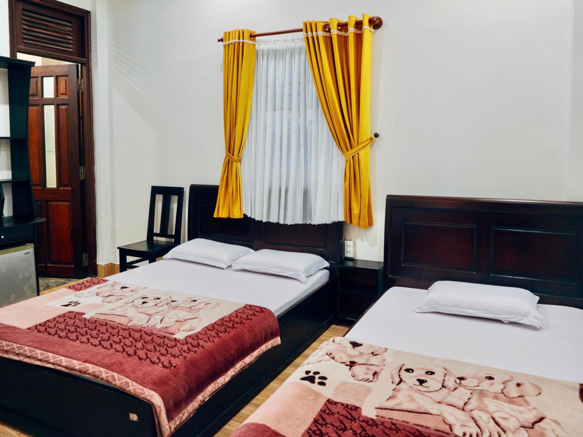 Huynh Gia Bao Hotel Бао Лок Екстериор снимка