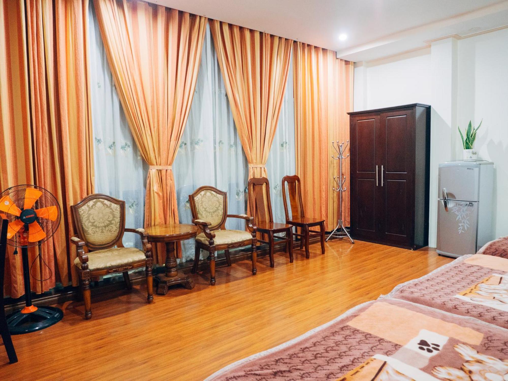 Huynh Gia Bao Hotel Бао Лок Екстериор снимка