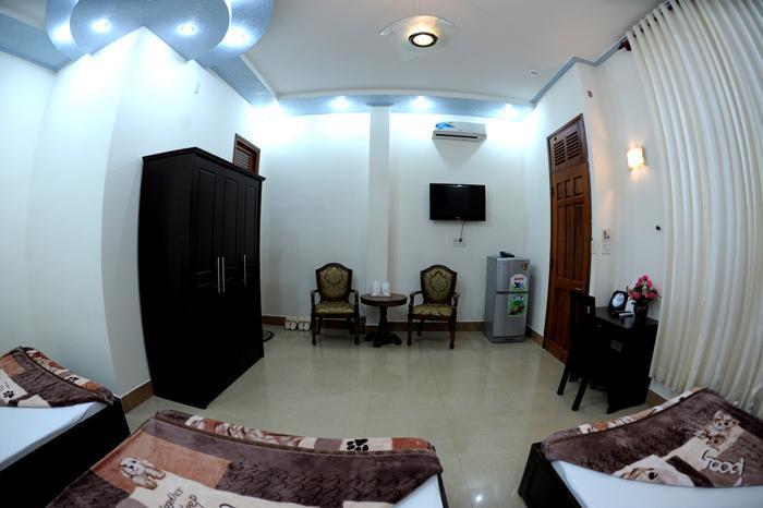 Huynh Gia Bao Hotel Бао Лок Екстериор снимка